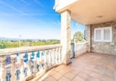 Chalet independiente con terreno en venta en la España, Alberic, ref: TR387436 foto
