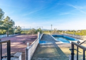 Chalet independiente con terreno en venta en la España, Alberic, ref: TR387436 foto