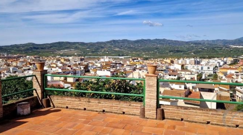 Málaga - Vélez-Málaga - 3200m2