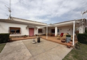 Chalet independiente con terreno en venta en la España, Albacete, ref: TR407662 foto