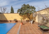 Chalet independiente con terreno en venta en la España, Villa de Otura, ref: TR411570 foto