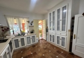 Chalet independiente con terreno en venta en la España, Coria del Río, ref: TR312513 foto