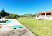 Chalet independiente con terreno en venta en la España, Ciudad Rodrigo, ref: TR243008 foto