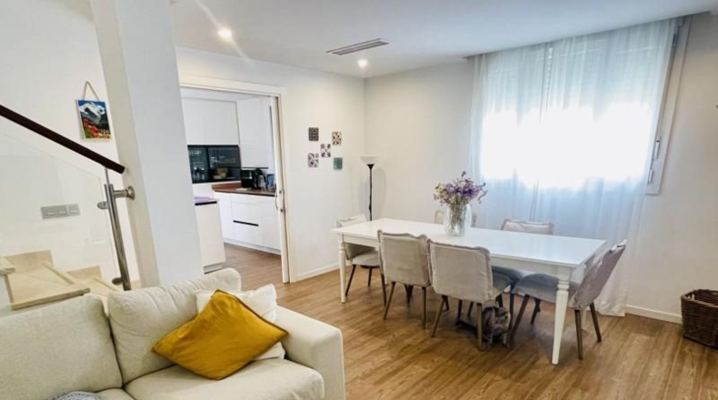 Málaga - Antequera - 186m2