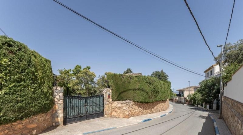Granada - Dílar - 1500m2