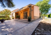 Chalet independiente con terreno en venta en la España, Palomares del Río, ref: TR313510 foto