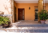 Chalet independiente con terreno en venta en la España, Palomares del Río, ref: TR313510 foto