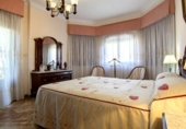 Chalet independiente con terreno en venta en la España, Canals, ref: TR379199 foto