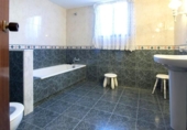 Chalet independiente con terreno en venta en la España, Canals, ref: TR379199 foto