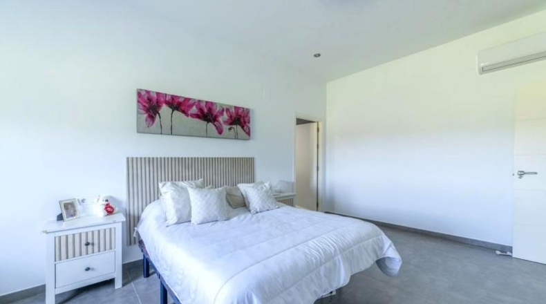 Sevilla - Cantillana - 3000m2