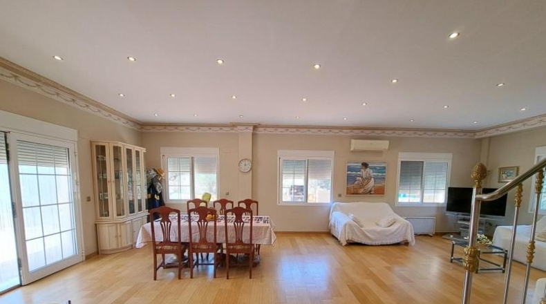 Valencia - Alberique - 2025m2