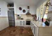 Chalet independiente con terreno en venta en la España, Coria del Río, ref: TR316809 foto