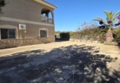 Chalet independiente con terreno en venta en la España, Águilas, ref: TR412952 foto