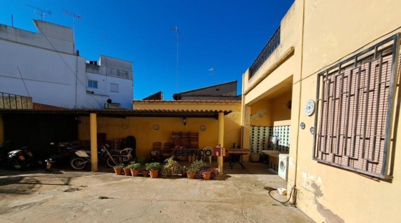 Valencia - el Genovés - 623m2