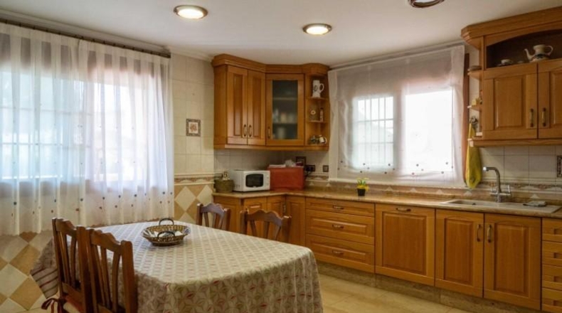 Аликанте - Redován - 526m2