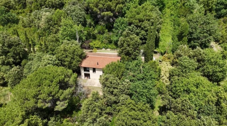 Жирона - Sant Aniol de Finestres - 6190m2