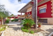 Chalet independiente con terreno en venta en la España, Canals, ref: TR400842 foto