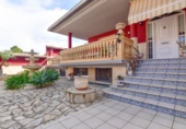 Chalet independiente con terreno en venta en la España, Canals, ref: TR400842 foto