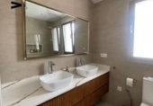 Chalet independiente con terreno en venta en la España, Palomares del Río, ref: TR406209 foto