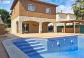 Detached villa with land for sale on España, el Vendrell, ref: TR408310 photo