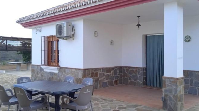 Málaga - Almogía - 120000m2