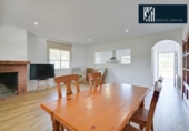 Chalet independiente con terreno en venta en la España, Vidreres, ref: TR406108 foto