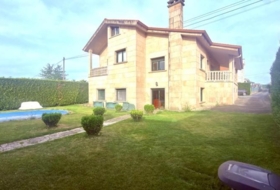 San Cibrao das Viñas 600&nbsp;m²