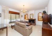 Chalet independiente con terreno en venta en la España, Villa de Otura, ref: TR406277 foto