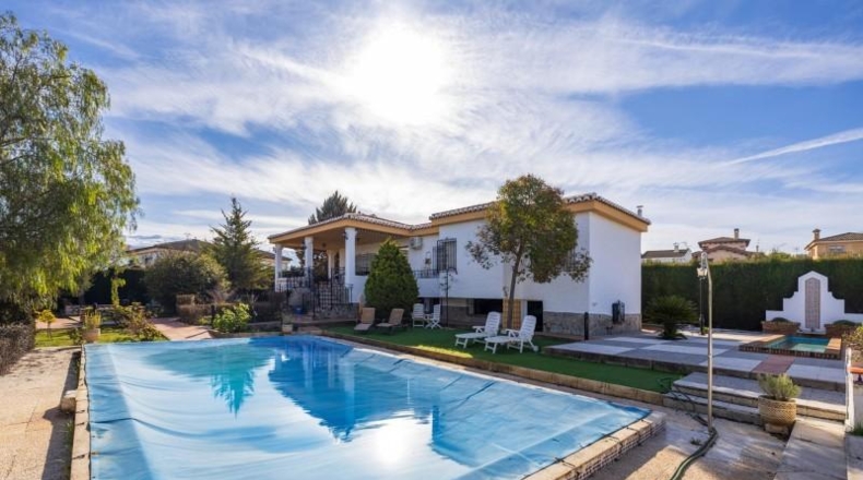 Granada - Villa de Otura - 1145m2