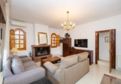 Chalet independiente con terreno en venta en la España, Villa de Otura, ref: TR406277 foto