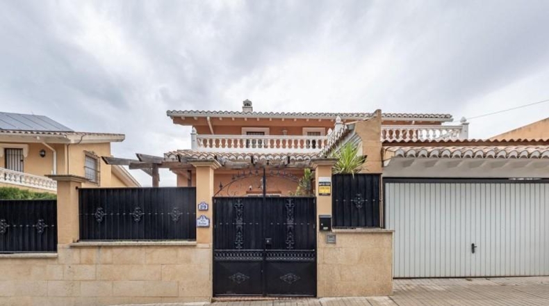 Granada - Gójar - 660m2