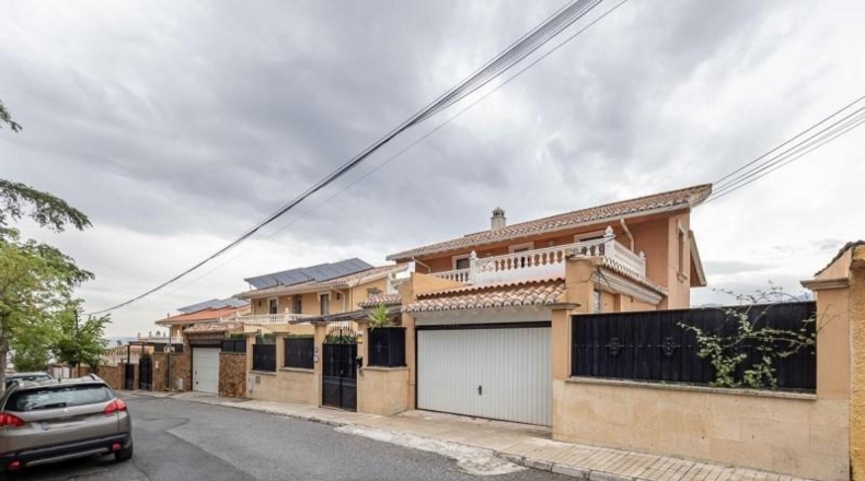 Granada - Gójar - 660m2