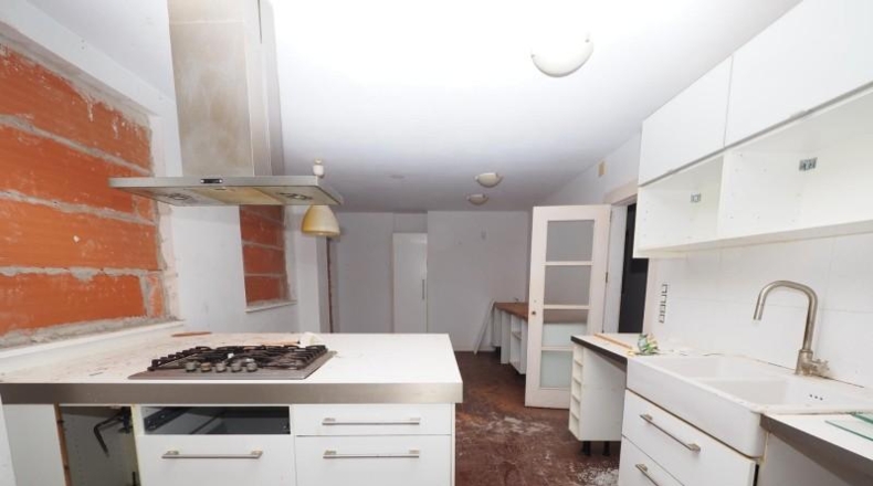 Barcelona - Olesa de Bonesvalls - 499m2