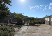 Chalet independiente con terreno en venta en la España, Busquístar, ref: TR377766 foto