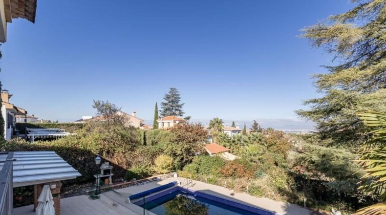 Granada - Gójar - 710m2