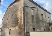 Chalet independiente con terreno en venta en la España, Pontós, ref: TR401814 foto