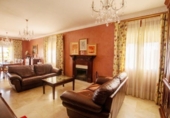 Chalet independiente con terreno en venta en la España, Jerez de la Frontera, ref: TR412649 foto