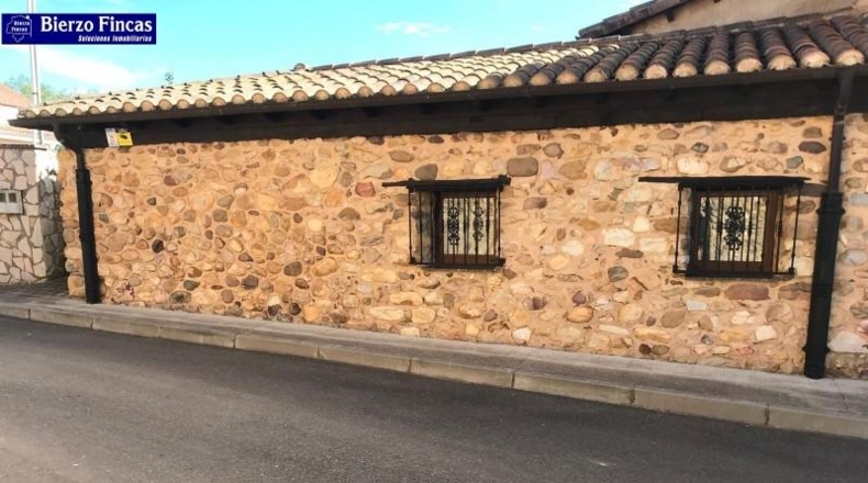 León - Cuadros - 198m2