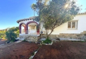 Chalet independiente con terreno en venta en la España, Dénia, ref: TR395298 foto