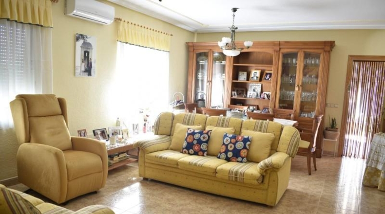 Alicante - San Vicente del Raspeig - 1110m2