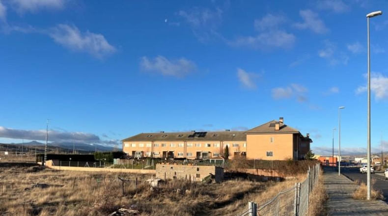 Ávila - Ávila - 6927m2