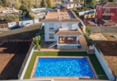 Chalet independiente con terreno en venta en la España, Villa de Otura, ref: TR411604 foto
