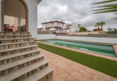 Chalet independiente con terreno en venta en la España, Villa de Otura, ref: TR411604 foto