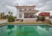 Chalet independiente con terreno en venta en la España, Villa de Otura, ref: TR364167 foto