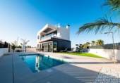 Chalet independiente con terreno en venta en la España, Algorfa, ref: TR136504 foto