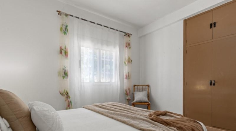Alicante - Sant Vicent del Raspeig - 2012m2