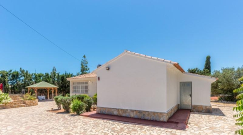 Alicante - Sant Vicent del Raspeig - 2012m2