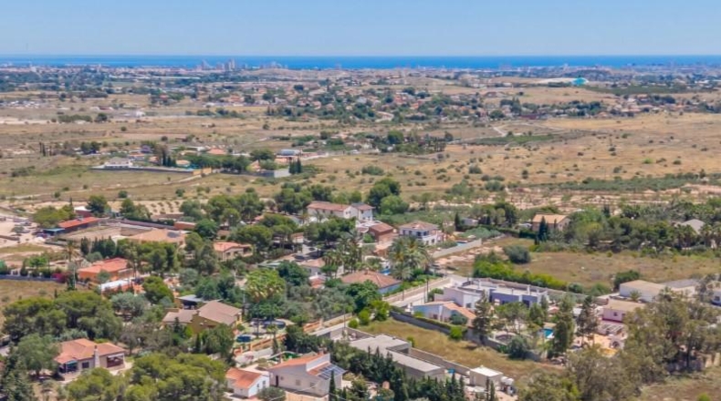 Alicante - Sant Vicent del Raspeig - 2012m2