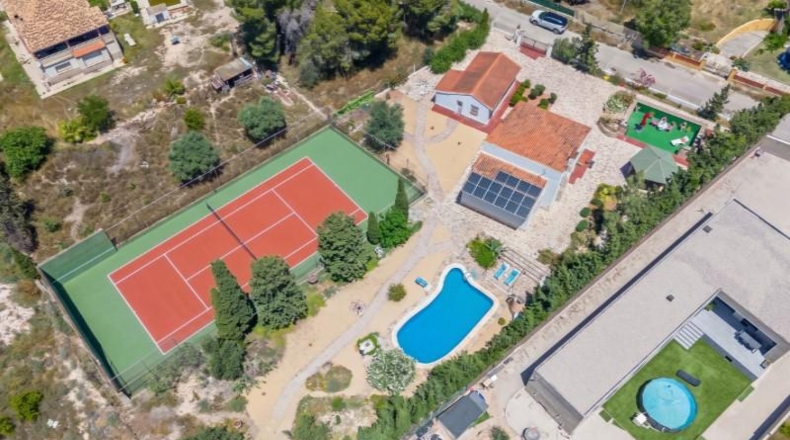 Alicante - Sant Vicent del Raspeig - 2012m2