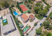 Отдельно стоящий дом с участком на продажу в городе San Vicente del Raspeig Фото